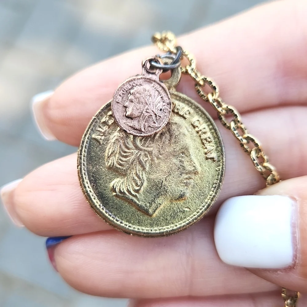 Anthropologie Blue Agate Quartz Druzy Amulet Charm Necklace RARE - Picture 7 of 12